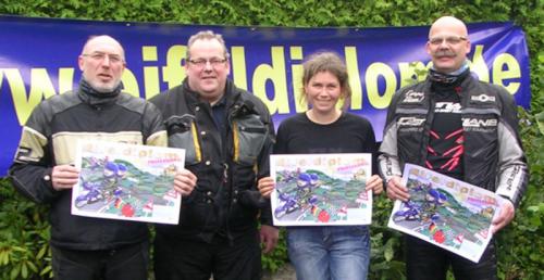 von links: Lothar Ramackers (MönchengladbachMG), Hans-Ulrich Deussen (MG), Claudia Brandes aus Adenbüttel bei Braunschweig, Norbert Mühlenbruch (MG)